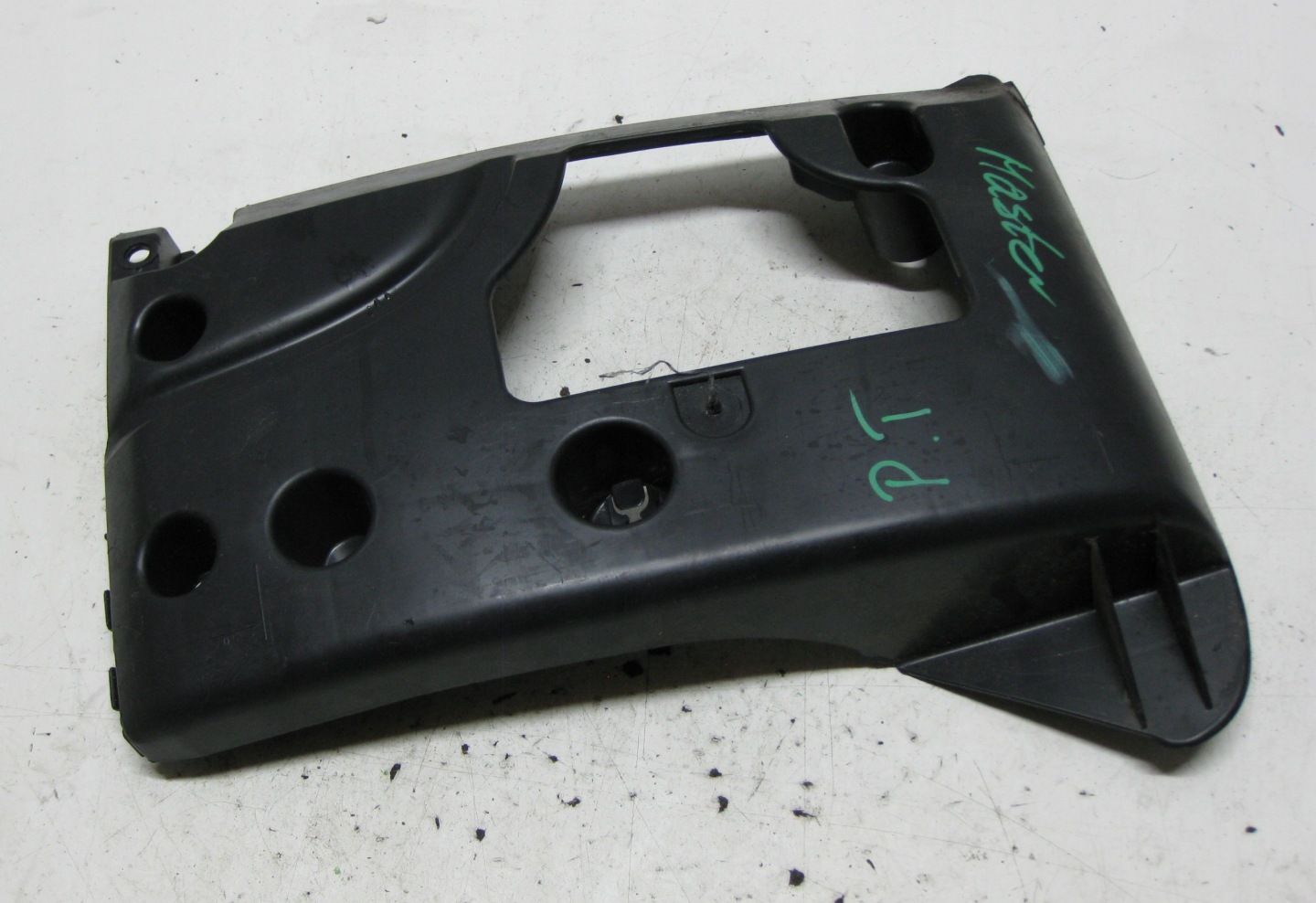 RENAULT MASTER III LIFT bumper bracket right rear part 852220001R