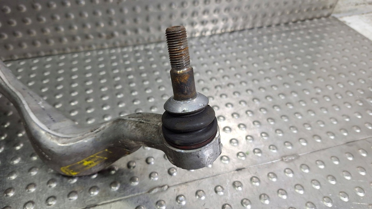 rameno pravý předek 6763704 BMW E81 E82 E87 E88 E89 E90 E91 E92 E93 X1 E84