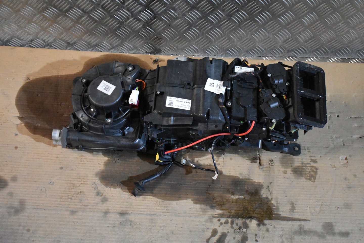 IDEALNA heater rear MERCEDES W223 1