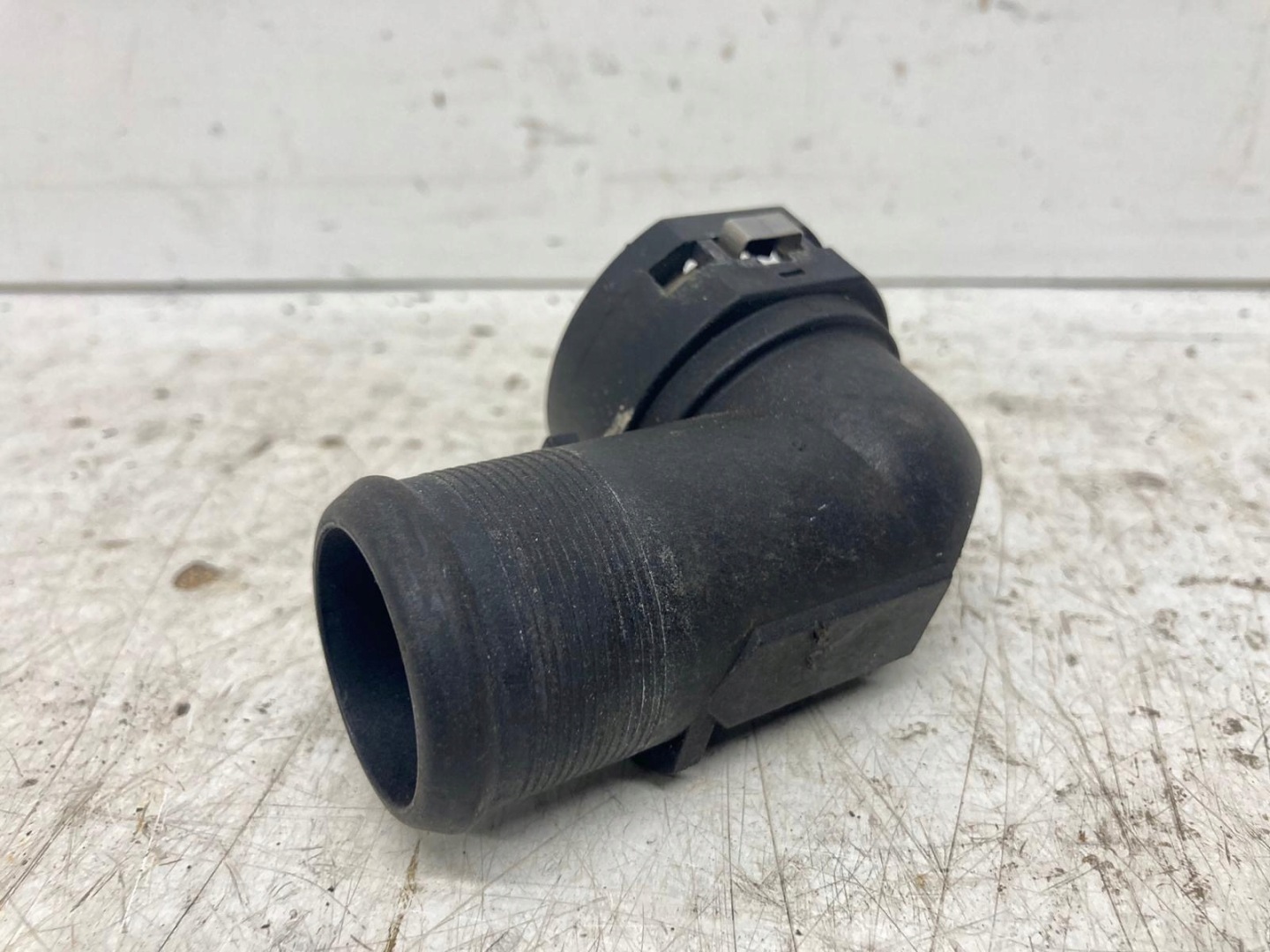 VENGA IX20 CEED II I30 CRDI clutch lower cover radiator elbow