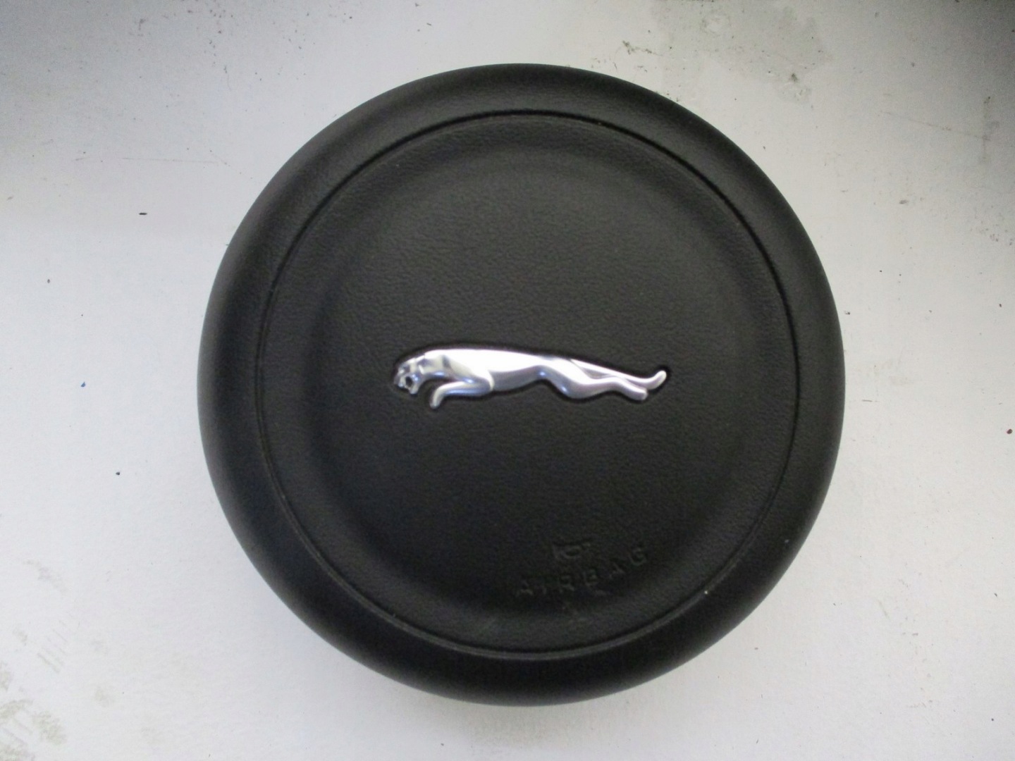 dashboard console pulpit Jaguar XE