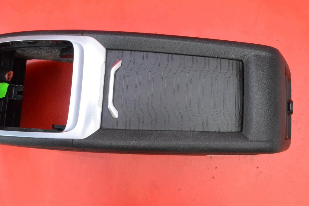 TUNEL mitte CITROEN C4 GRAND PICASSO 2 II 13-17