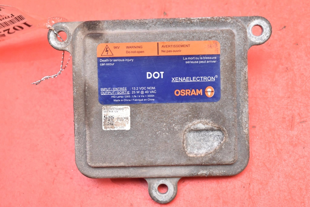 control unit XENON KSENON right A70525700DG TESLA MODEL S 12-20