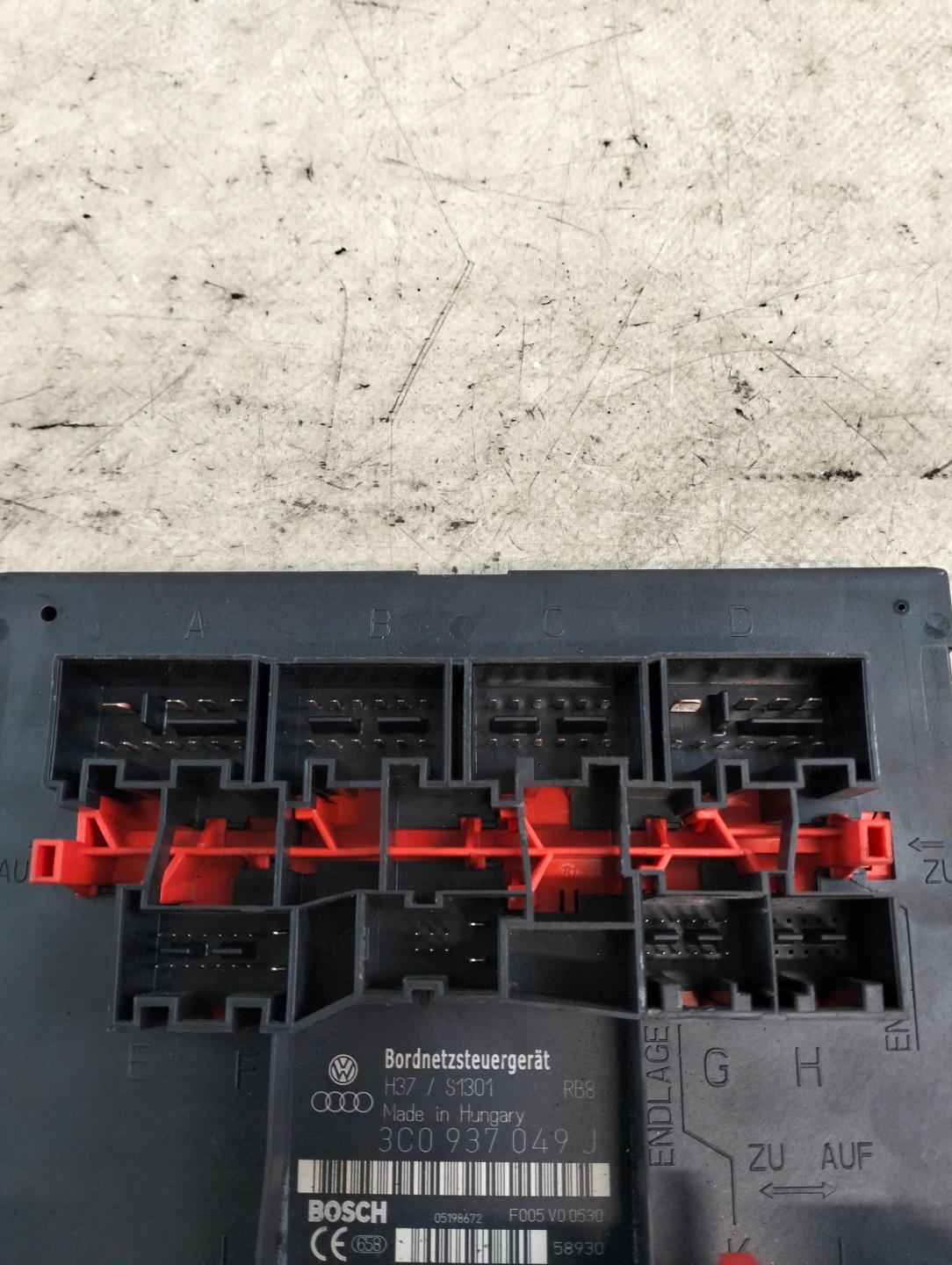 control unit module BORDNETZ OE 3C0937049J VW PASSAT B6 06R