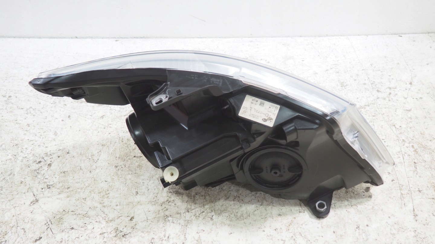 Mercedes Vito W447 light left front A4479067700