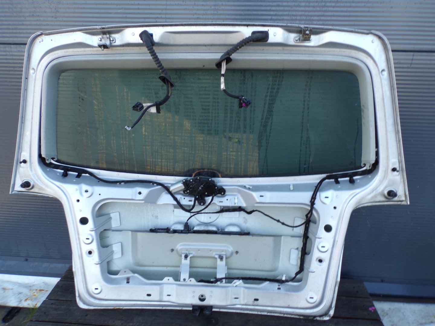 trunk door boot rear VOLKSWAGEN TOURAN 1 and