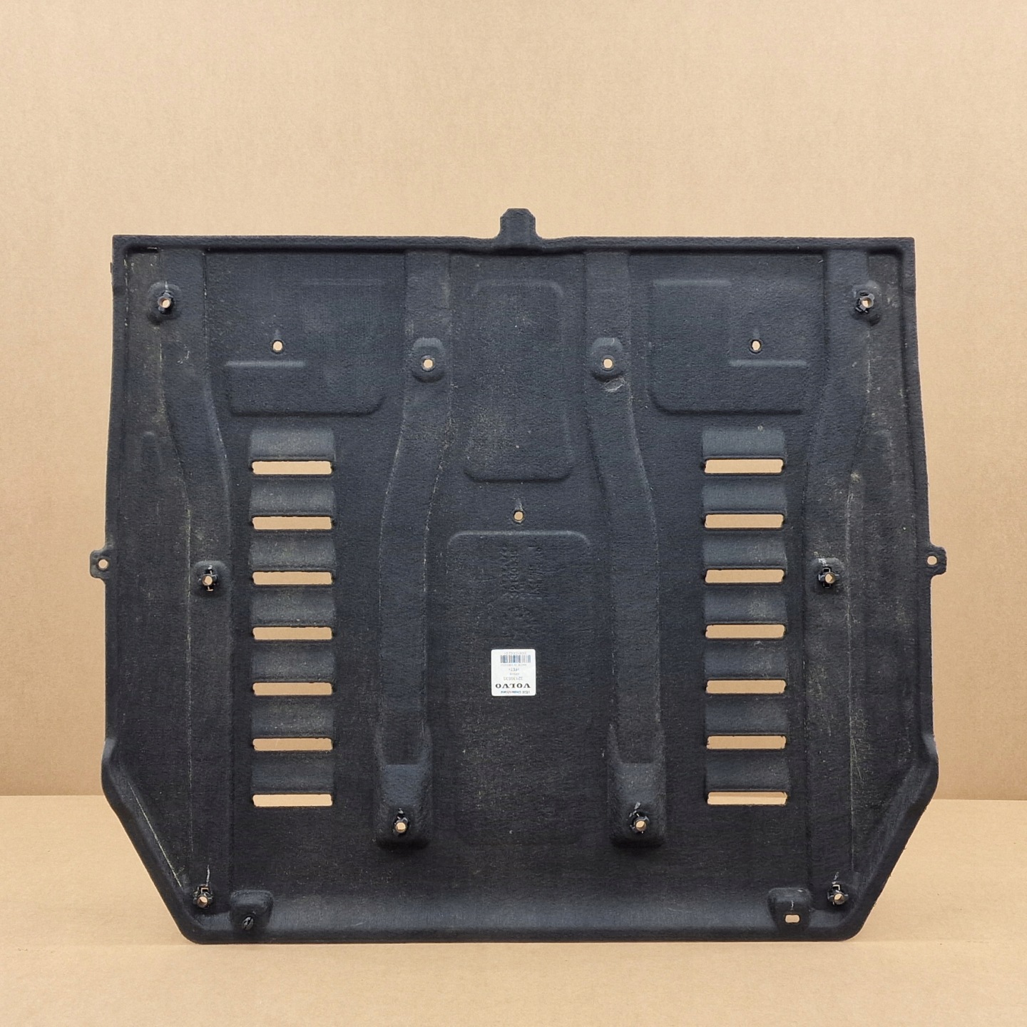 lower cover cover below engine VOLVO EX90