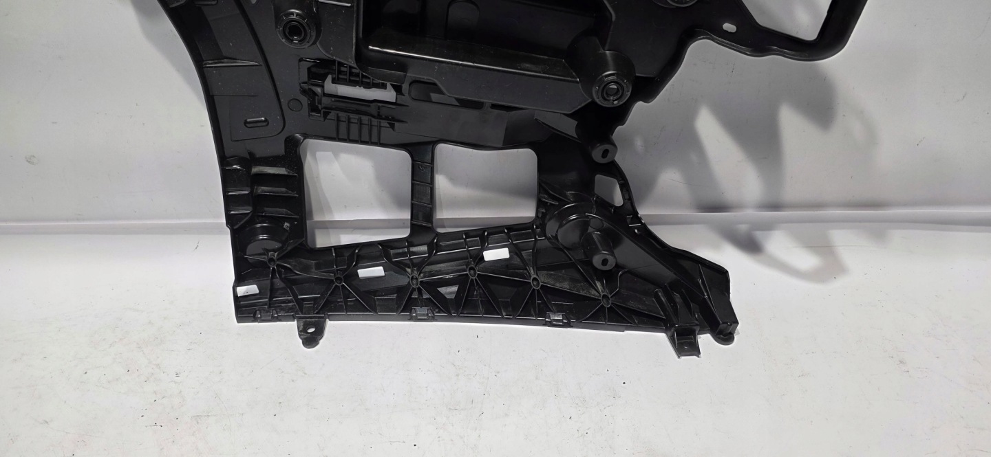 bumper bracket right rear part BMW M5 G90 G99 24- original 7887032