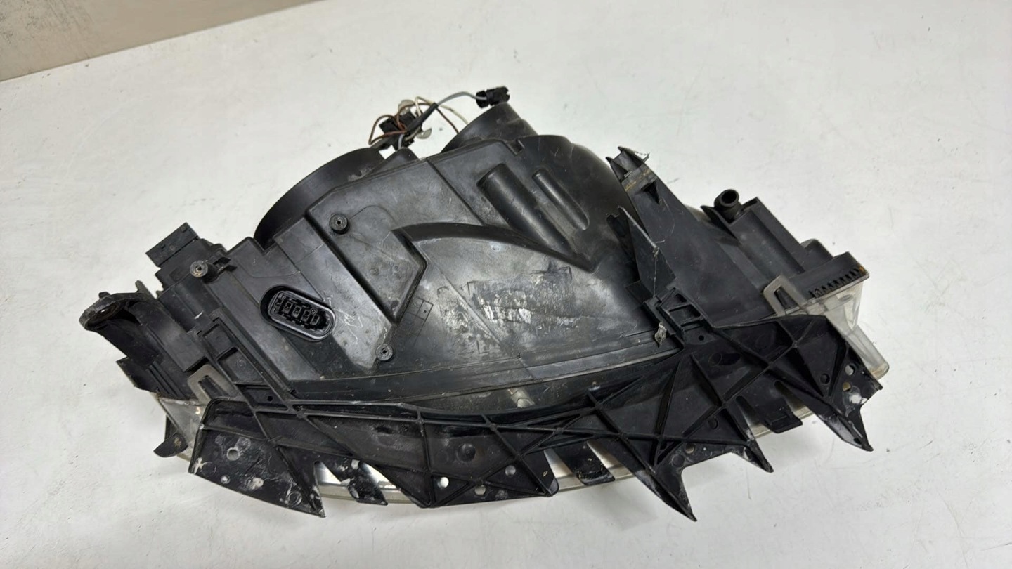 REFLEKTOR left light left front SAAB 93 9-3 XENON PRZEDLIFT 02-07 EUROPA