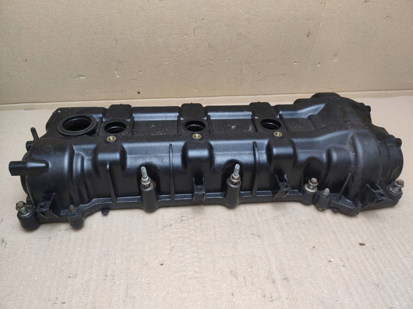 Abdeckung der Ventile Jeep Cherokee 5 2014 05184068AK