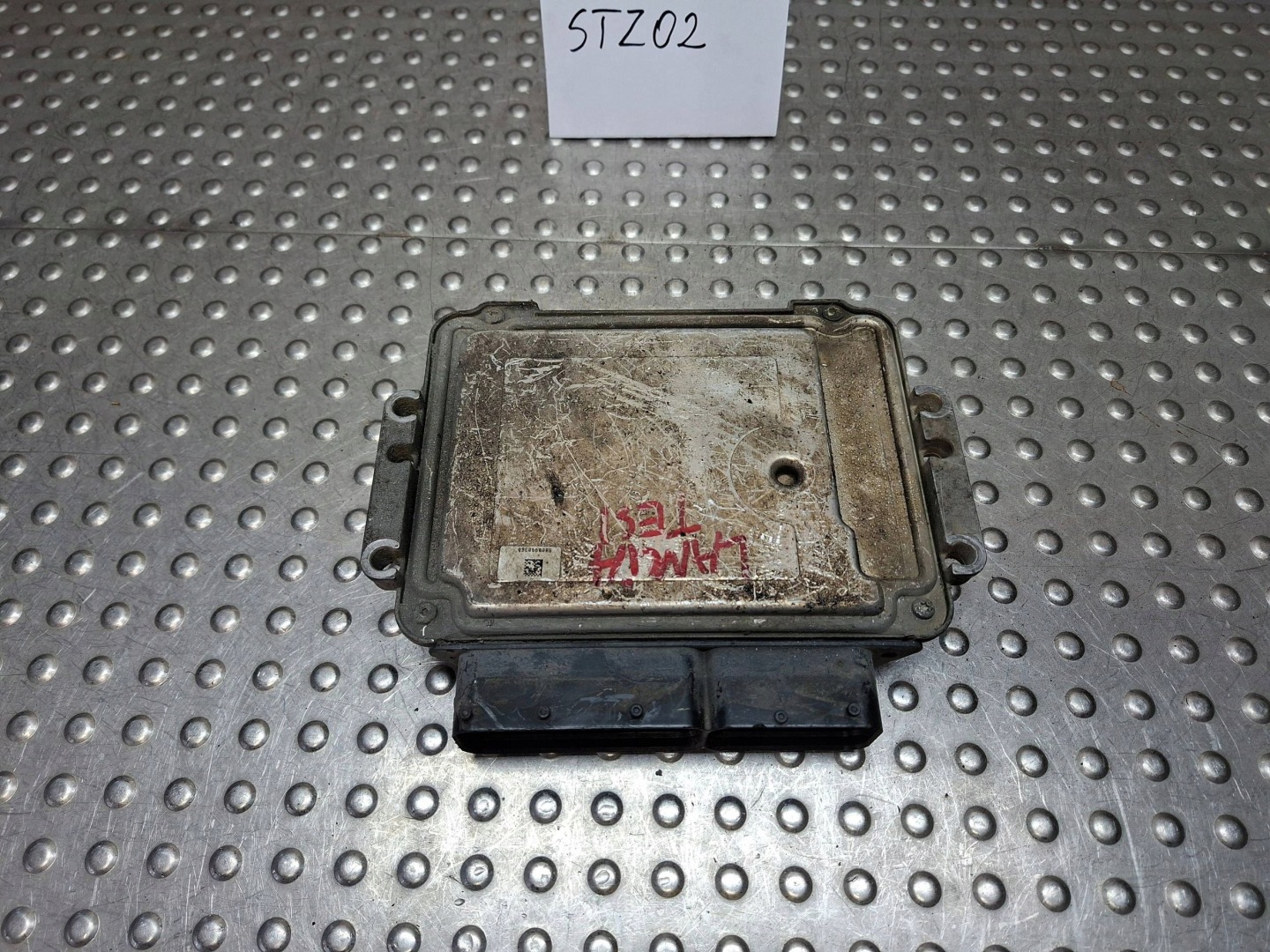 control unit computer of the engine LANCIA THESIS 01- 2.4 JTD 51800446 0281012964