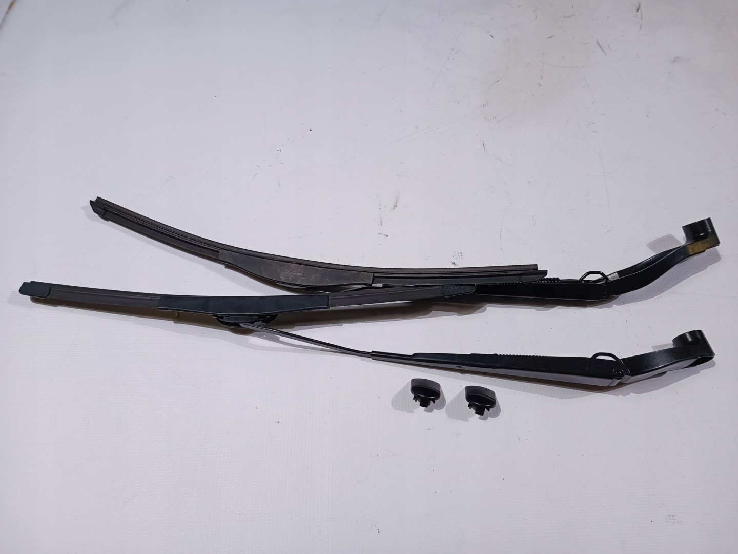 wiper arm komplet Chevrolet Camaro 2016