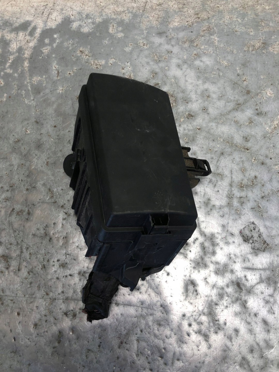 Kasten der Sicherungen VW PASSAT B8 5Q0907361B