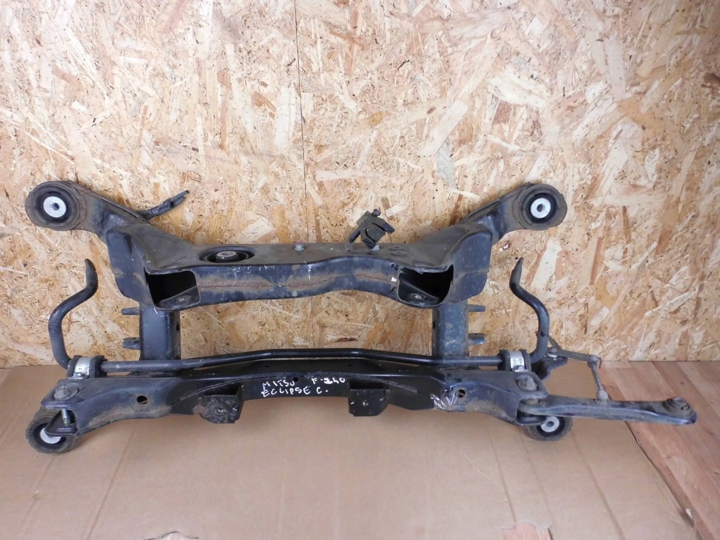 Mitsubishi Eclipse Cross 1.5 2.2 4WD 4x4 axle beam subframe rear part rear. axis
