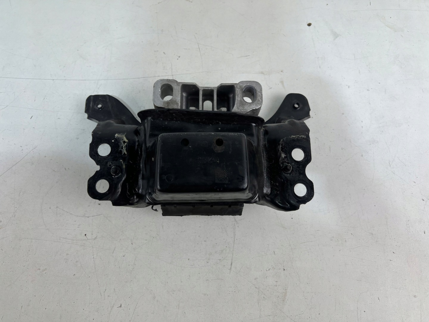 holder engine mount VW SEAT SKODA AUDI 5WA199555BD