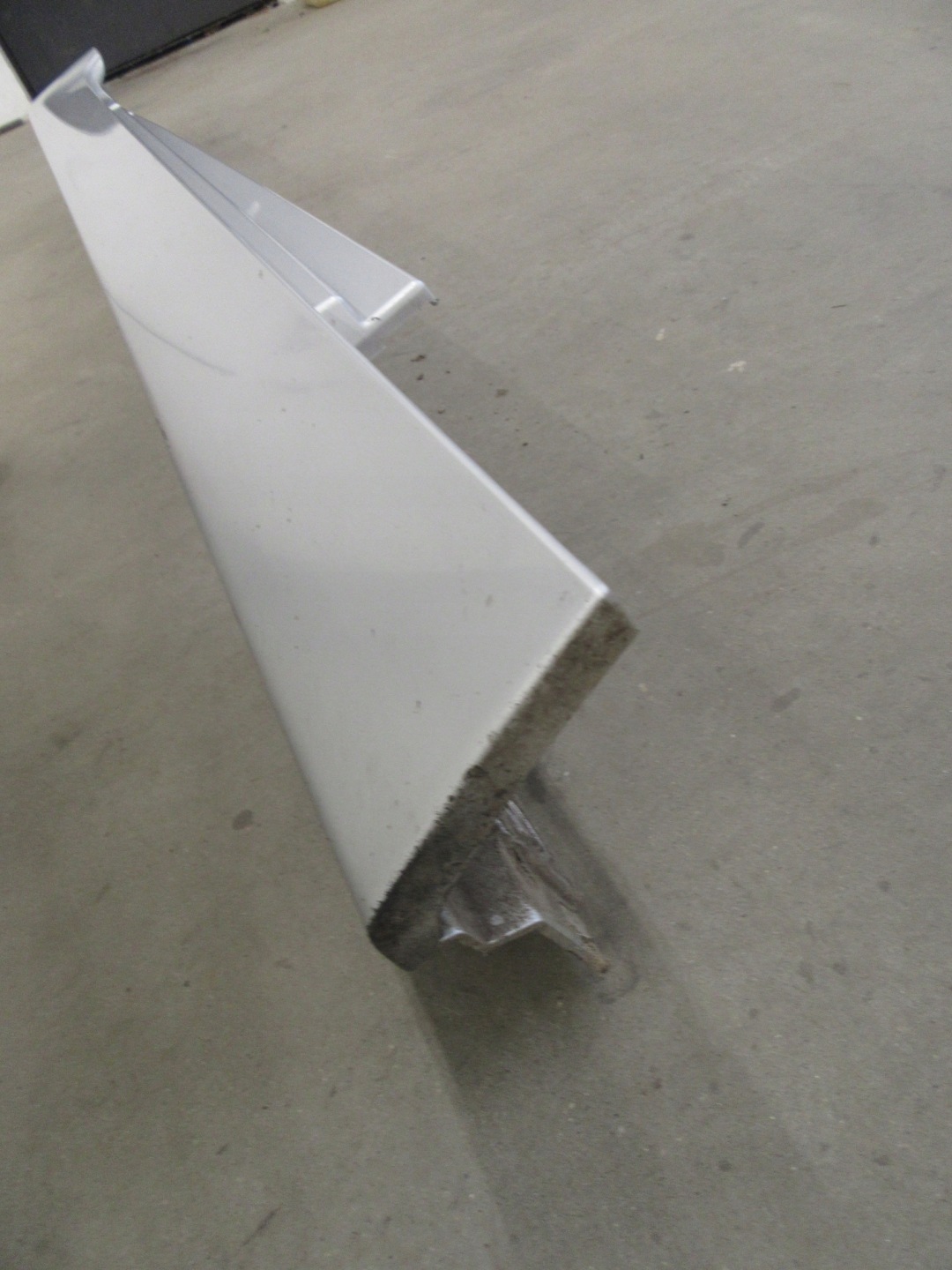 moulding cap threshold right BMW F10 F11 TITANSILBER