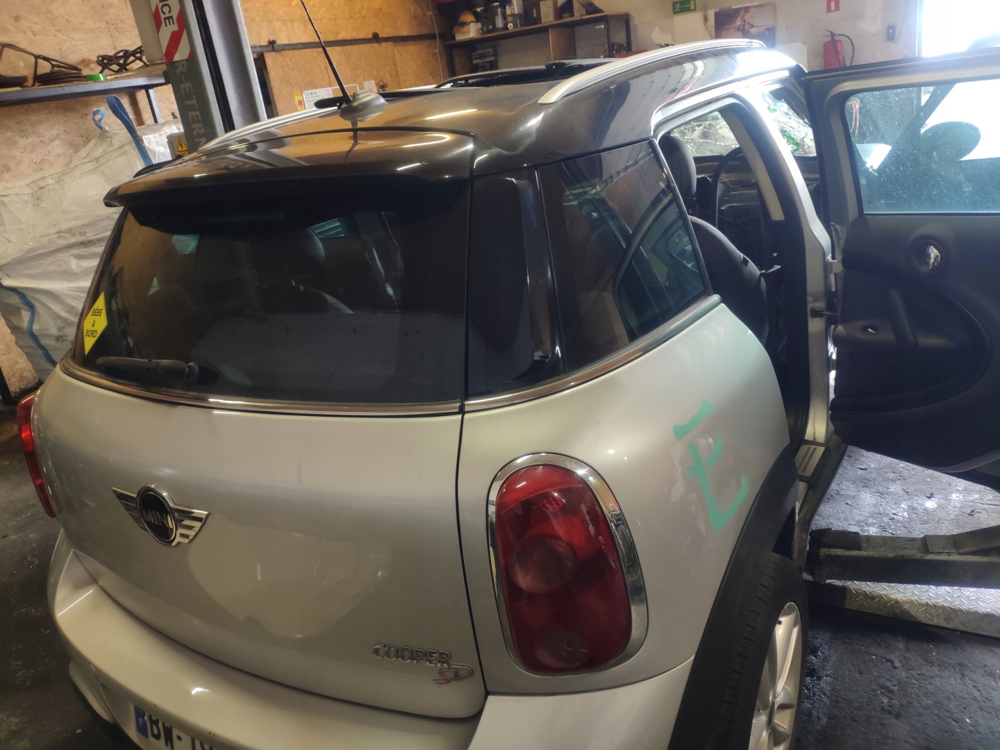 MINI Countryman COOPER R60 trunk door boot B12