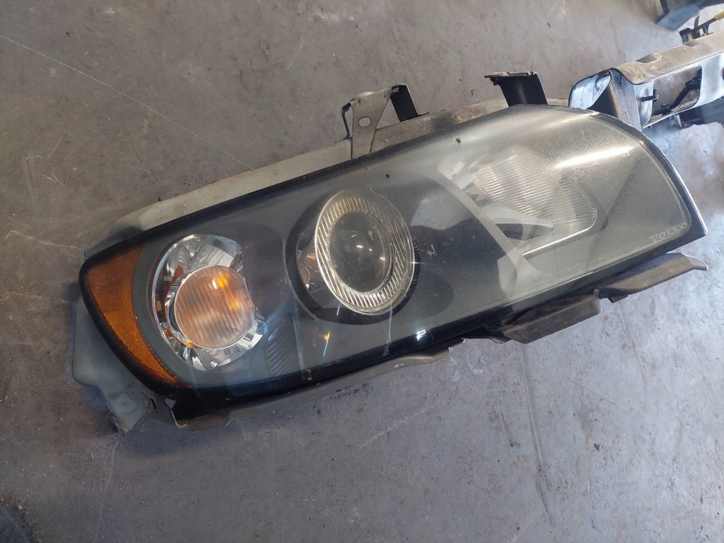 complete front bonnet bumper lights VOLVO V50 and S40 II 462-46