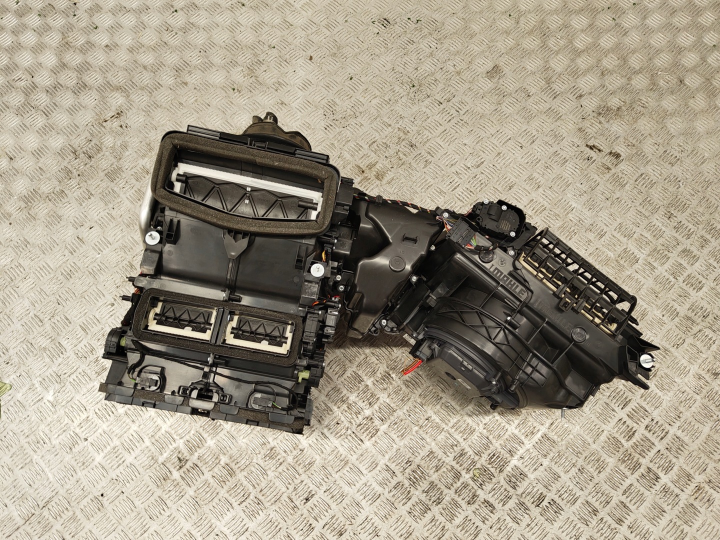 BMW IX I20 BLOC DE CHAUFFAGE COMPLET 5A2BAA9