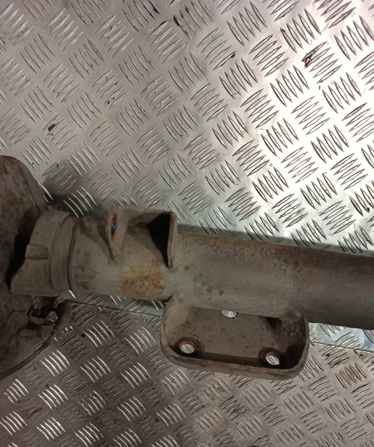 Achsträger hinten heck FORD TRANSIT CONNECT MK1 2009r 1.8 TDCI