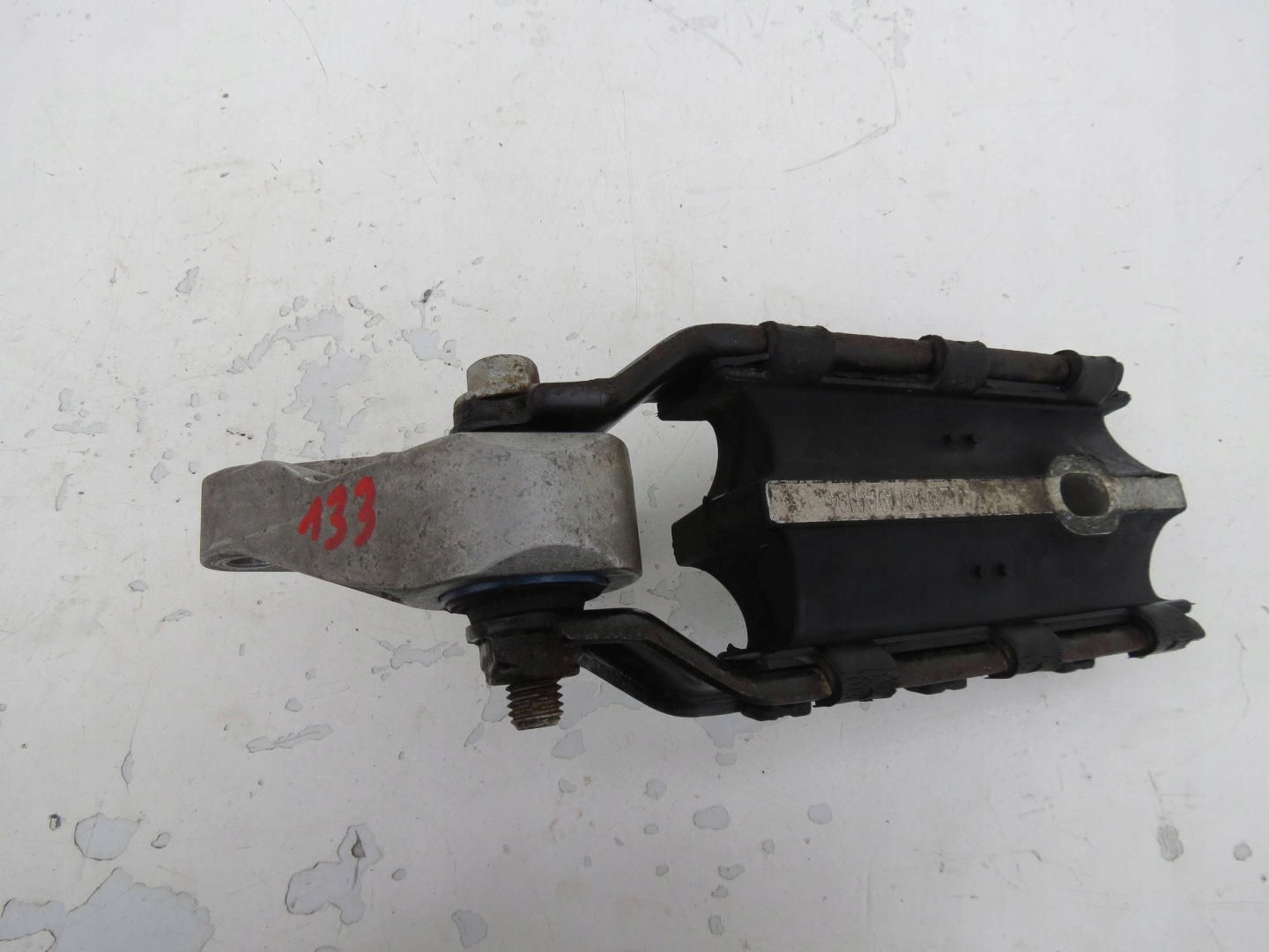 holder gearbox mount VOLVO V70 III 31262933