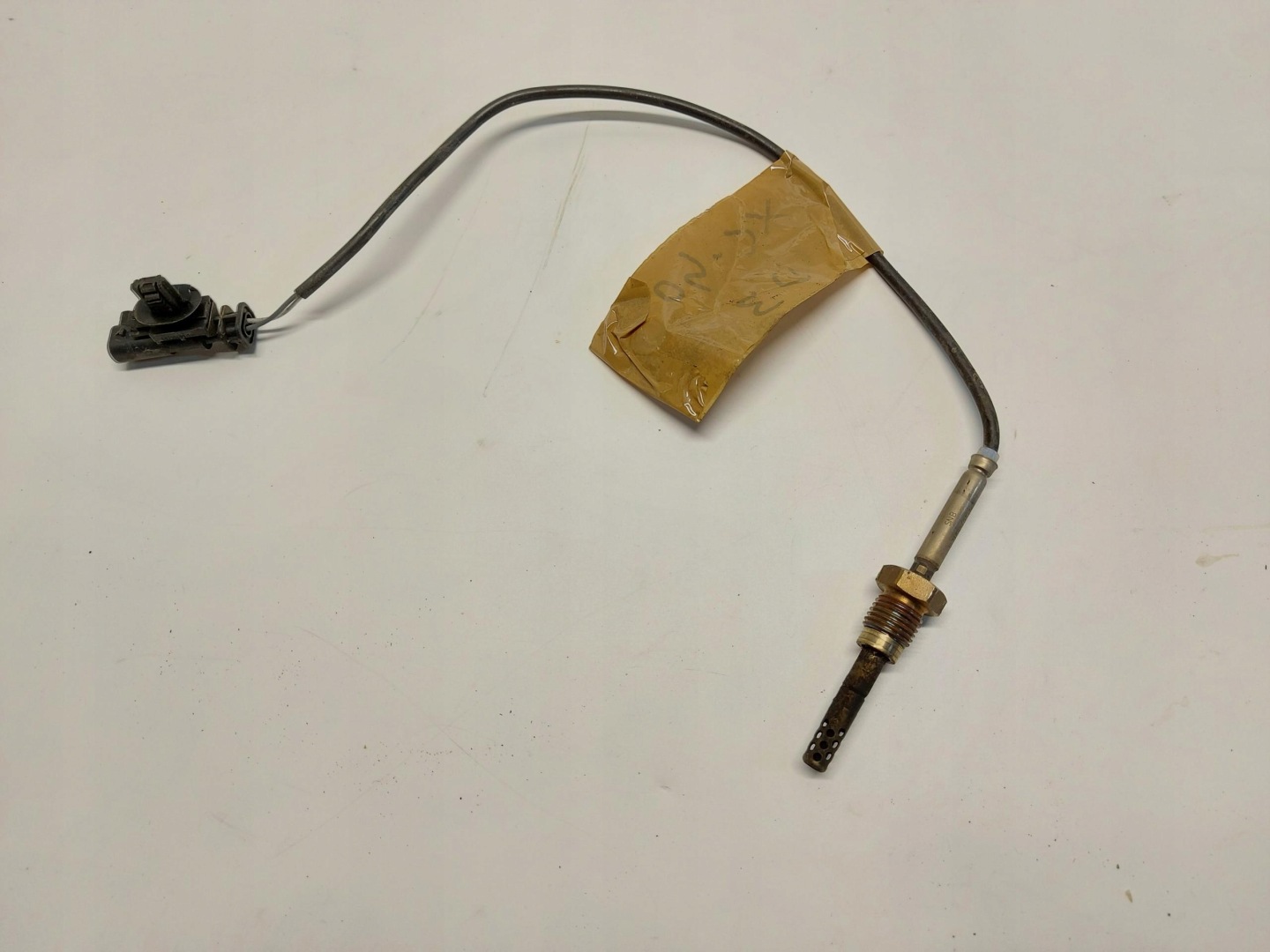VOLVO XC40 D3 2.0 D Sensor temperatury Gase 31439823