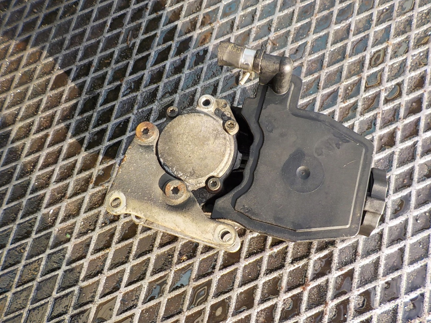 MERCEDES-BENZ VITO SPRINTER servo pump A0024662501