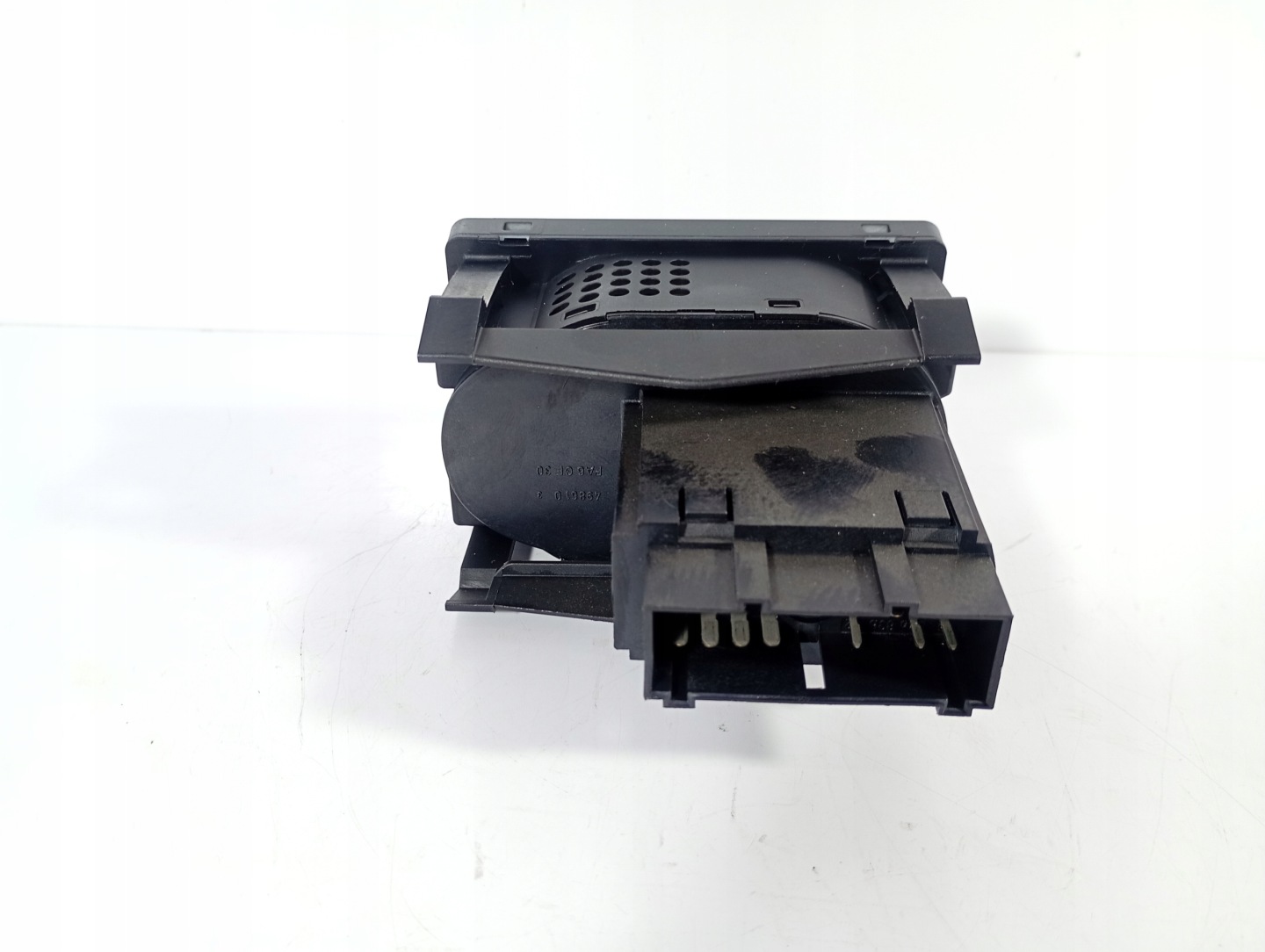 Focus II 2 04-11 switch switch POKRETLO button of the lights 4M5T13A024