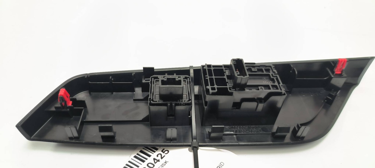 button lifting windows 74230-33170 LEXUS ES300H VII