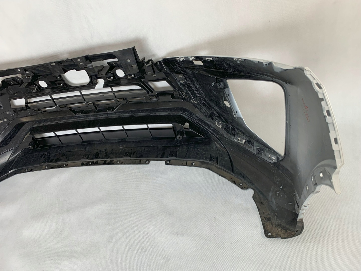 front bumper Mitsubishi Eclipse Cross 17-21r SPR PDC 6400H717ZZZ 05.25