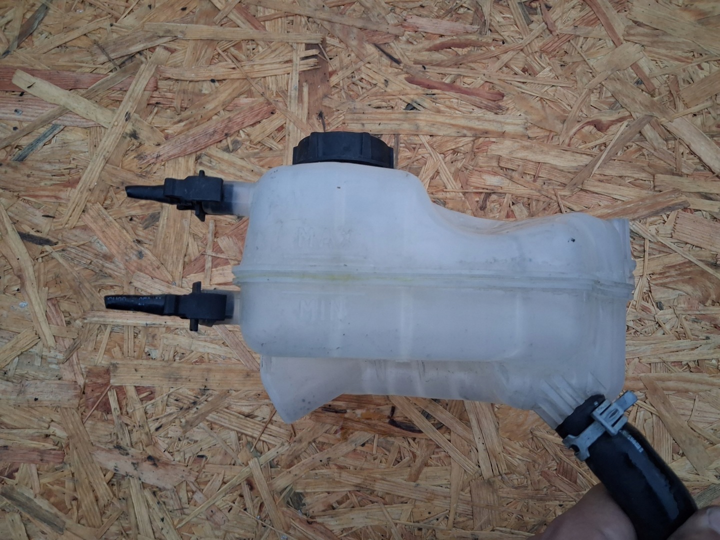 washer fluid tank FORD COURIER ET76-8K218