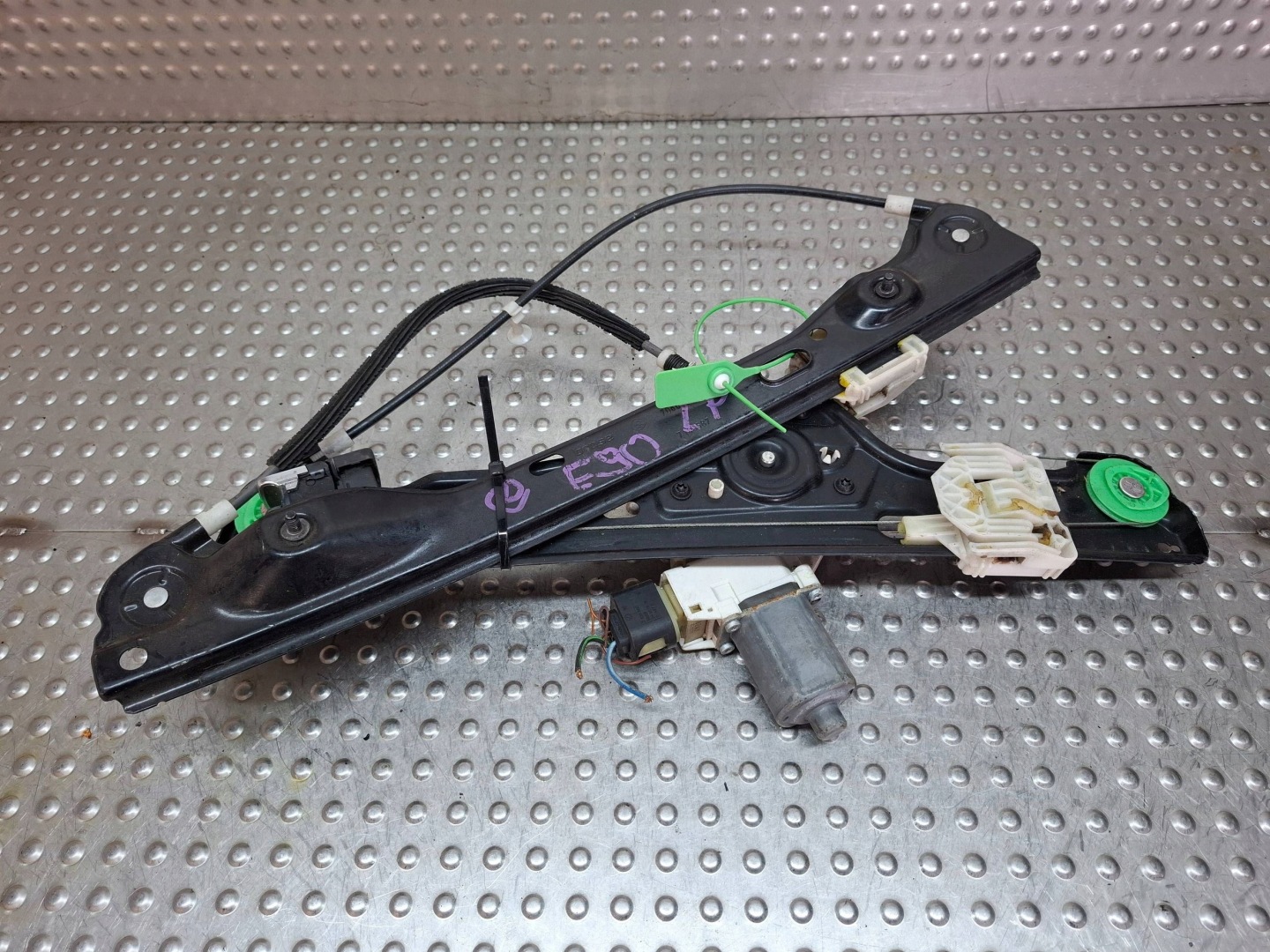 window regulator mechanism left front 7060265 6927027 BMW E91 E90