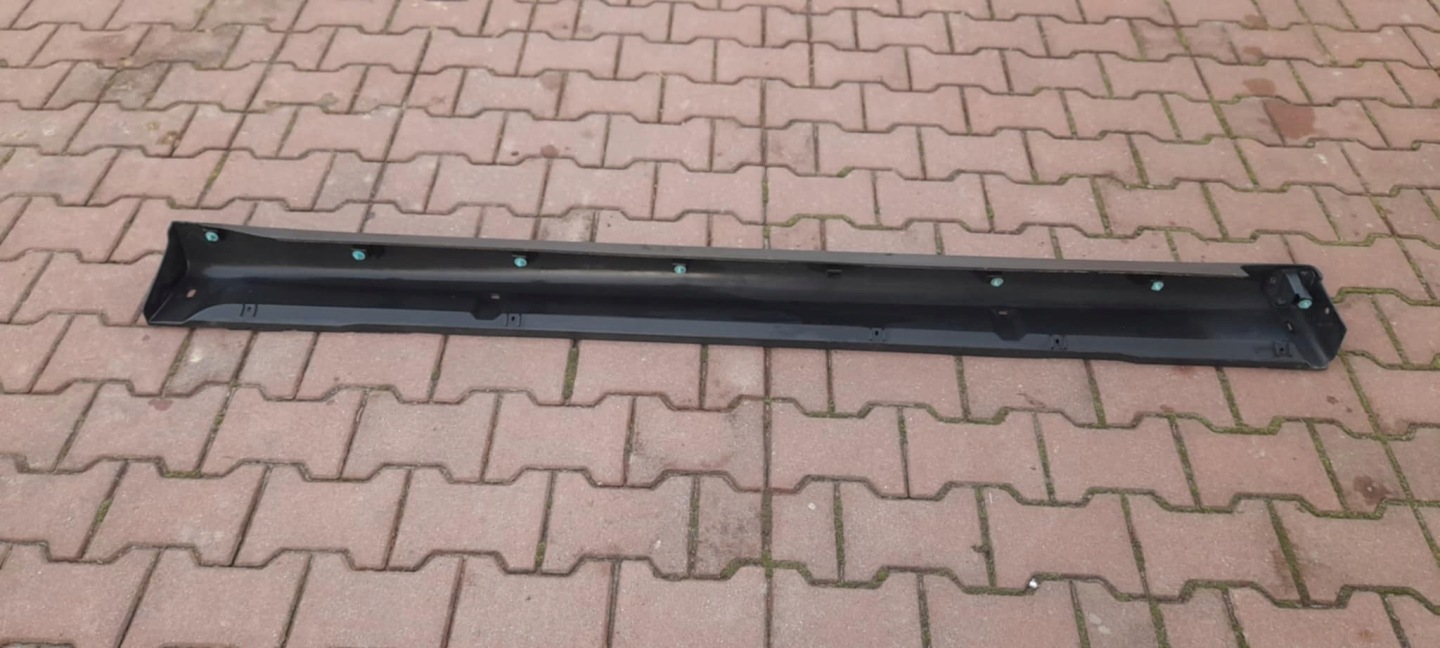 moulding threshold left MITSUBISHI OUTLANDER III 6512A421