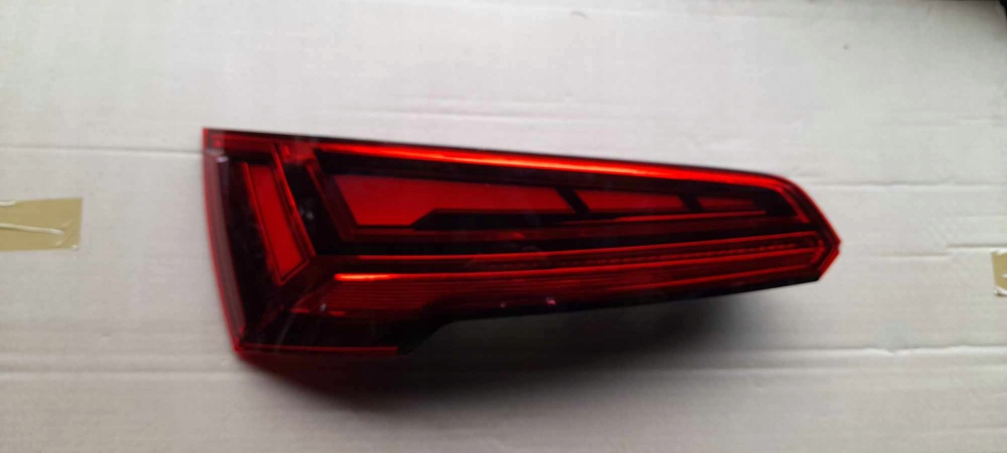 Licht LED links heck AUDI Q5 II LIFT 80A945075B