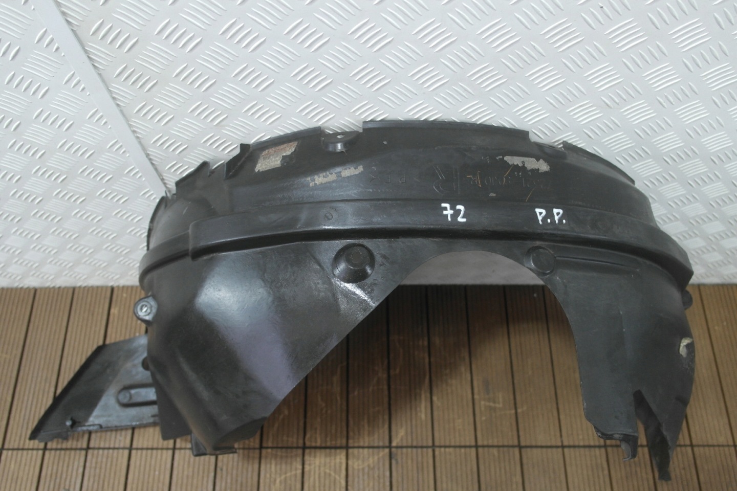SUZUKI SX4 SEDICI 06-13 mudguard front right front 72321-80J0 OE