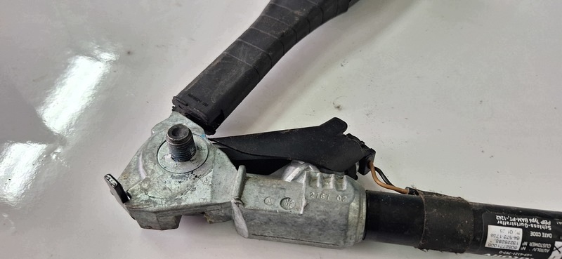 gurtstraffer rechts vorne OPEL CORSA D 607075100D