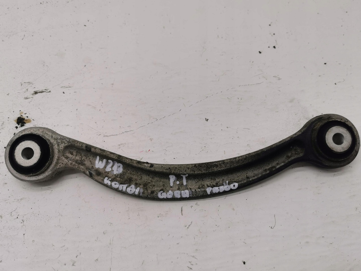 arm right rear part upper MERCEDES E-KLASA W213 17