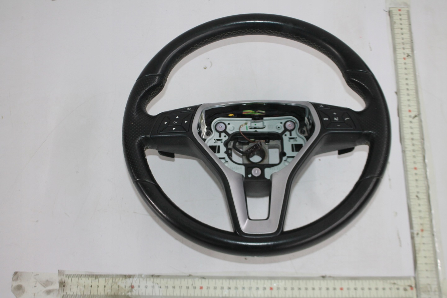 steering wheel, leather MULTI with shifting MERCEDES W246 11-18