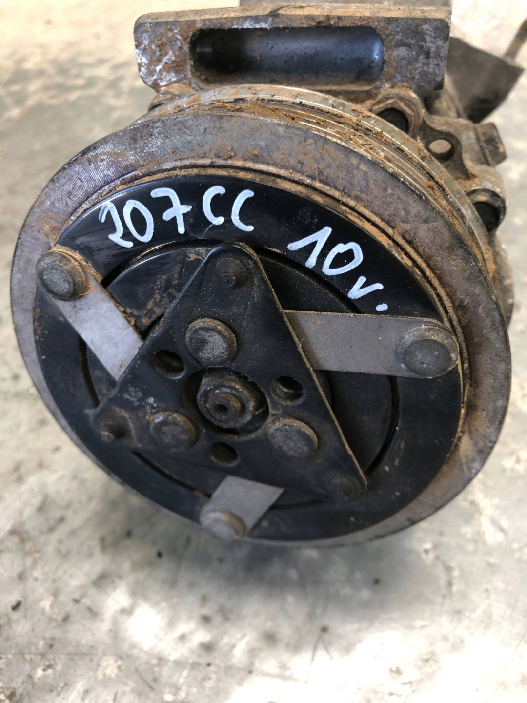 compressor compressor; of the air conditioning PEUGEOT 207 CC 9671216280