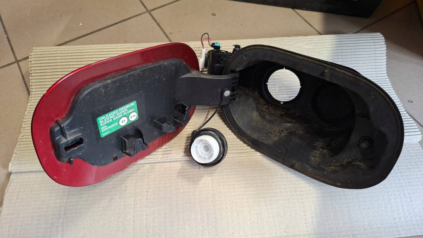 sportello tappo serbatoio carburante Mazda CX-60 KBB342421