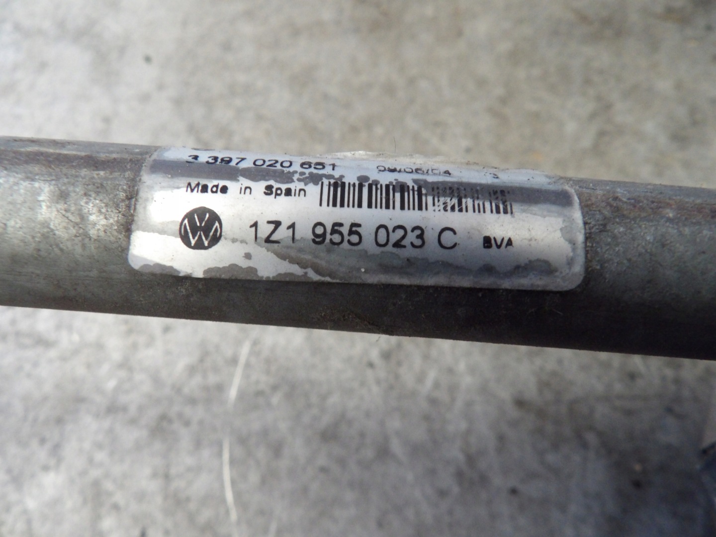 Skoda Octavia II wiper mechanism front