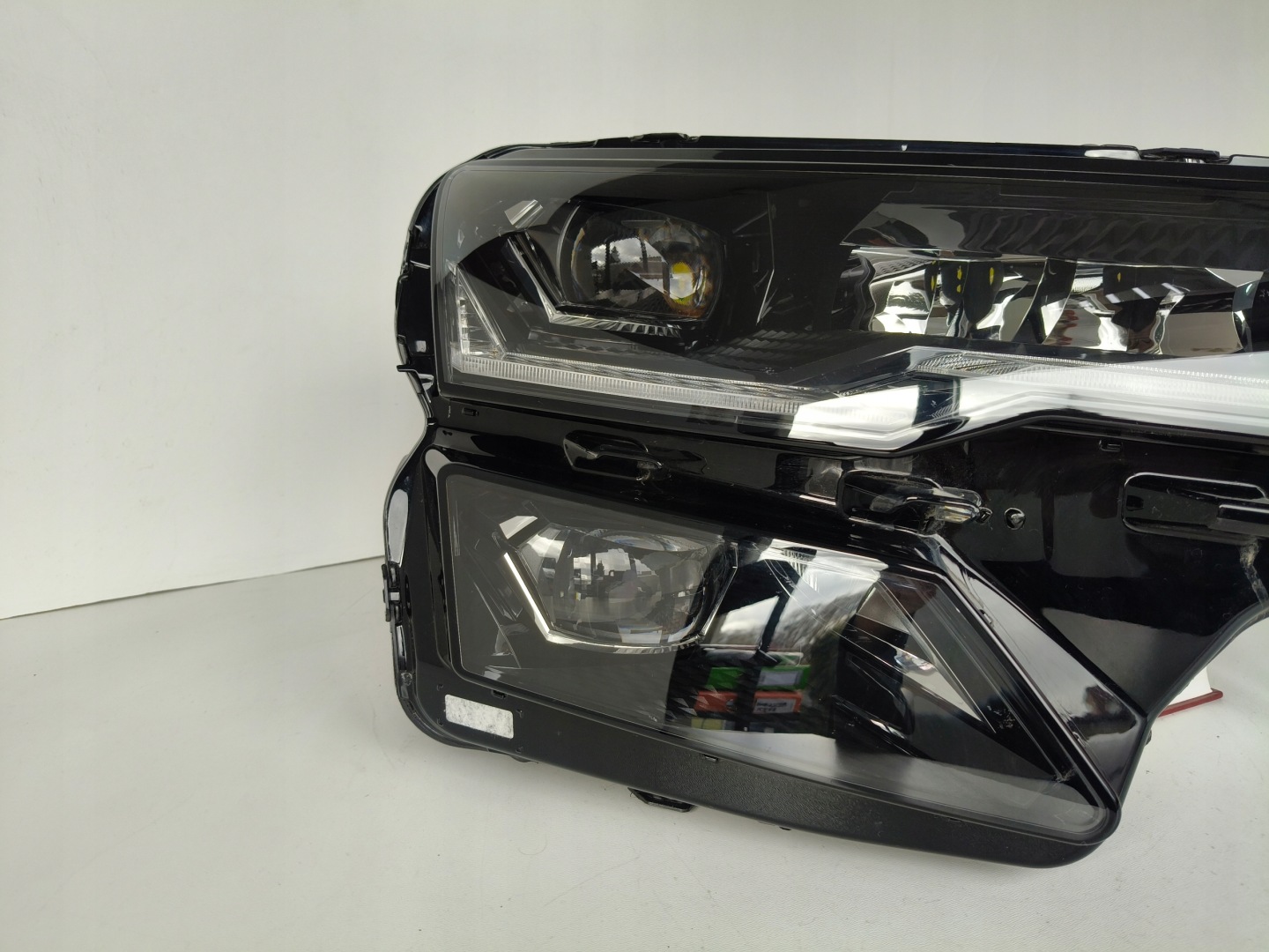 light right REFLEKTOR SKODA KAROQ 57A 21- LIFT FULL LED
