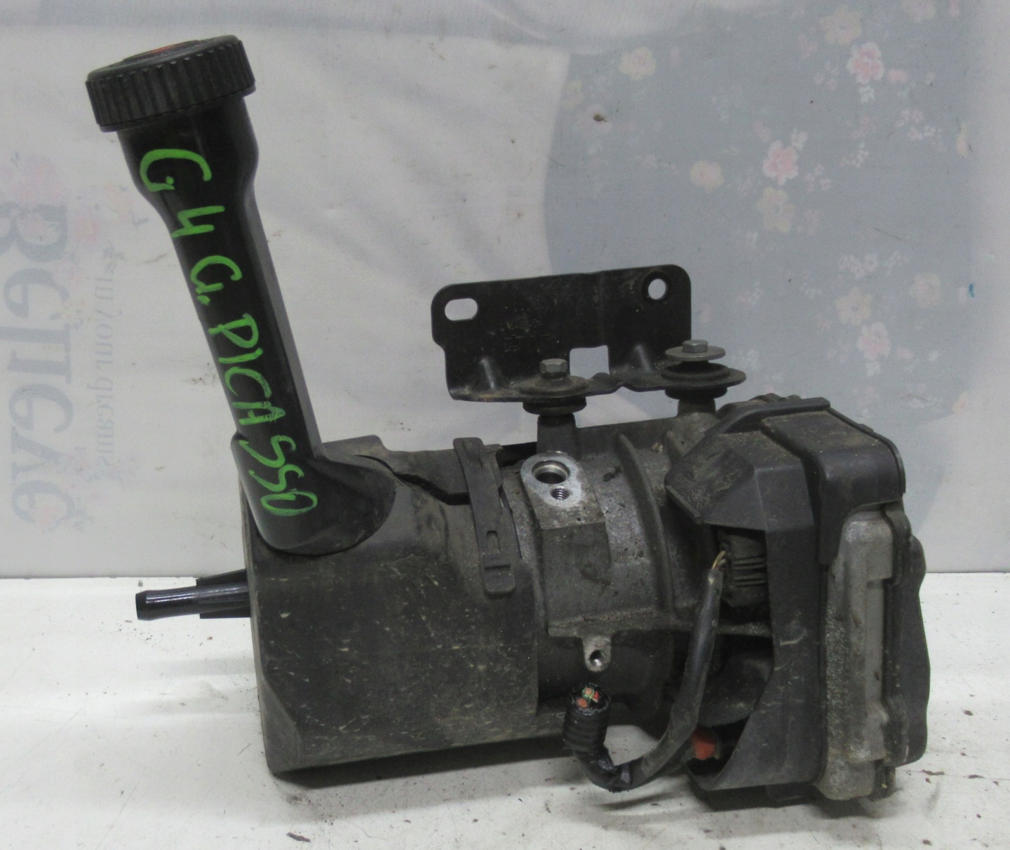 C4 PICASSO 09R Servopumpe 9684040180
