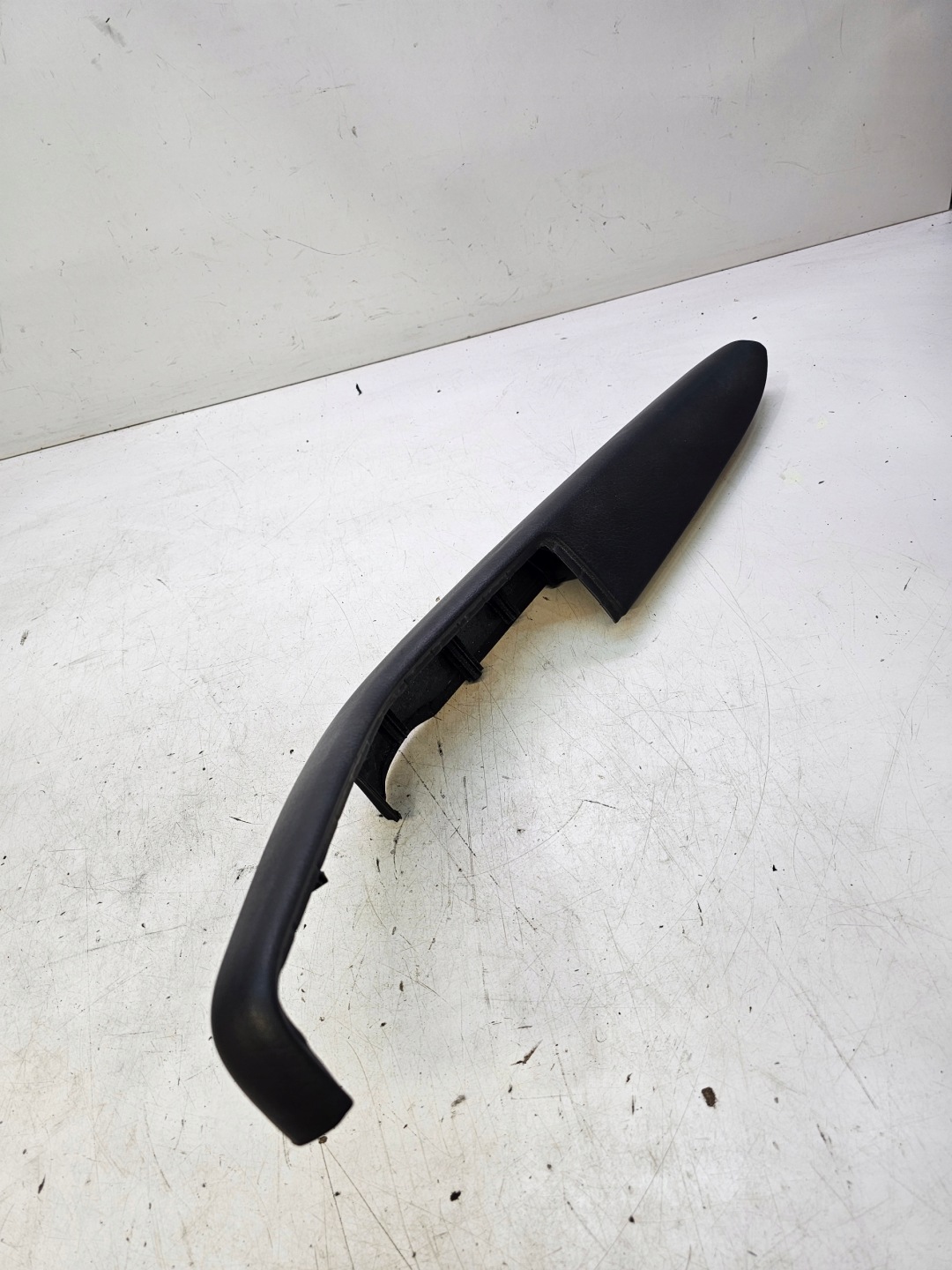 armrest door left front A4 B7 CABRIO 8H0867173