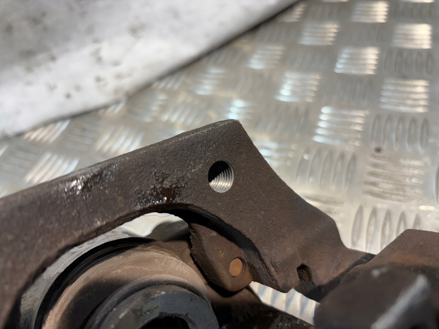 caliper brake left rear part BMW E60 2,0D