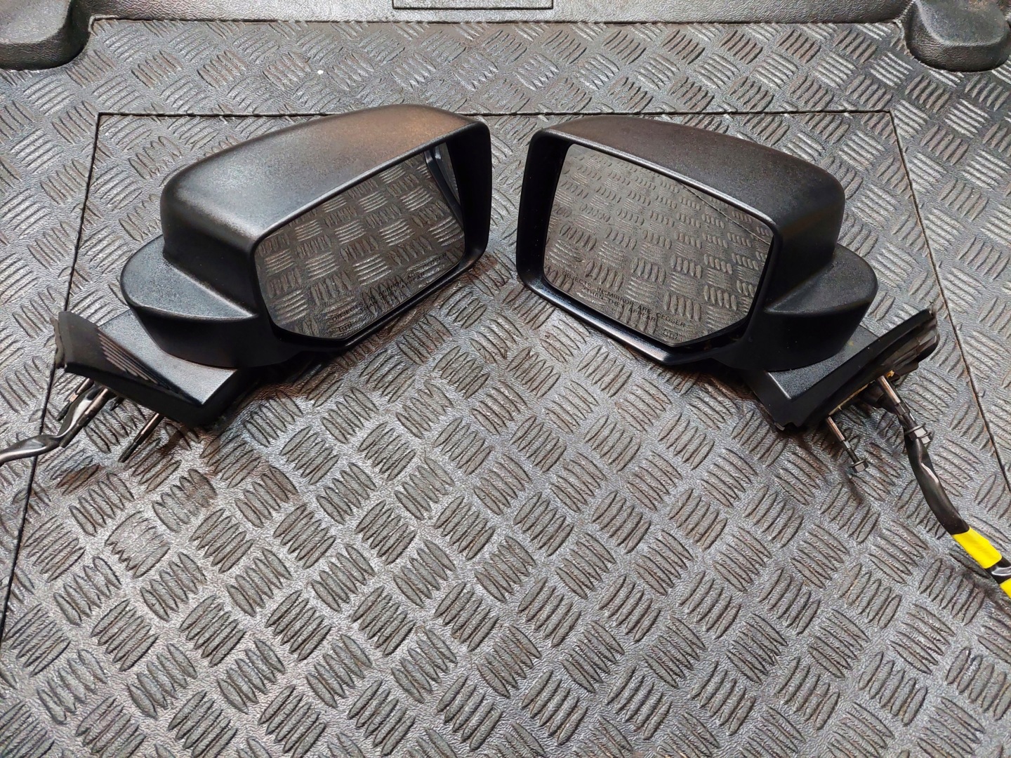 mirror 7+4 PIN 11 PIN left UK JEEP CHEROKEE KK