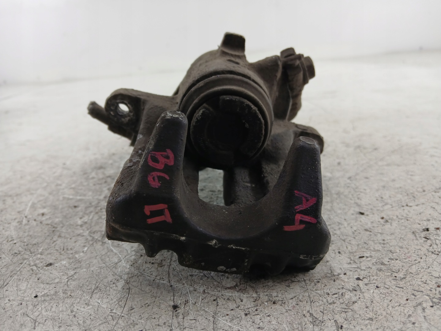 AUDI A4 B6 caliper brake rear part left rear part