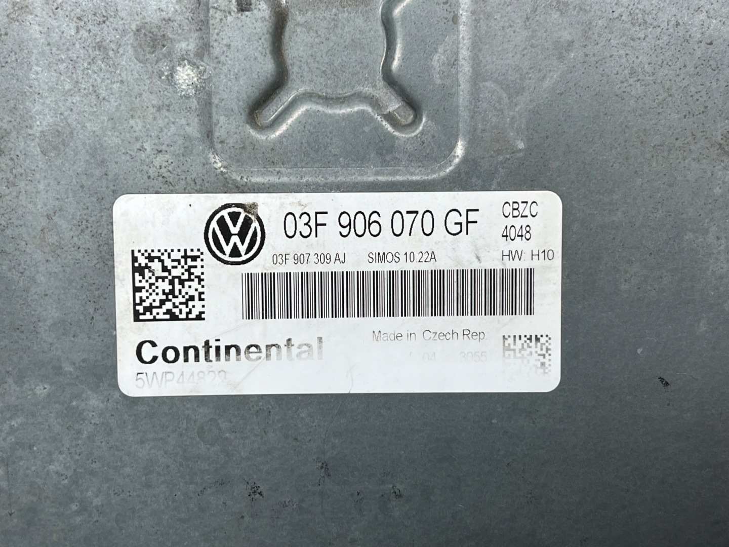VW POLO 1.2 TSI control unit of the engine 03F906070GF 5WP44822