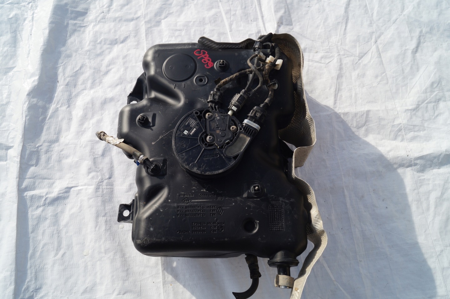 serbatoio Pompa ADBLUE RENAULT MASTER OPEL MOVANO 172A22038R 0444040014
