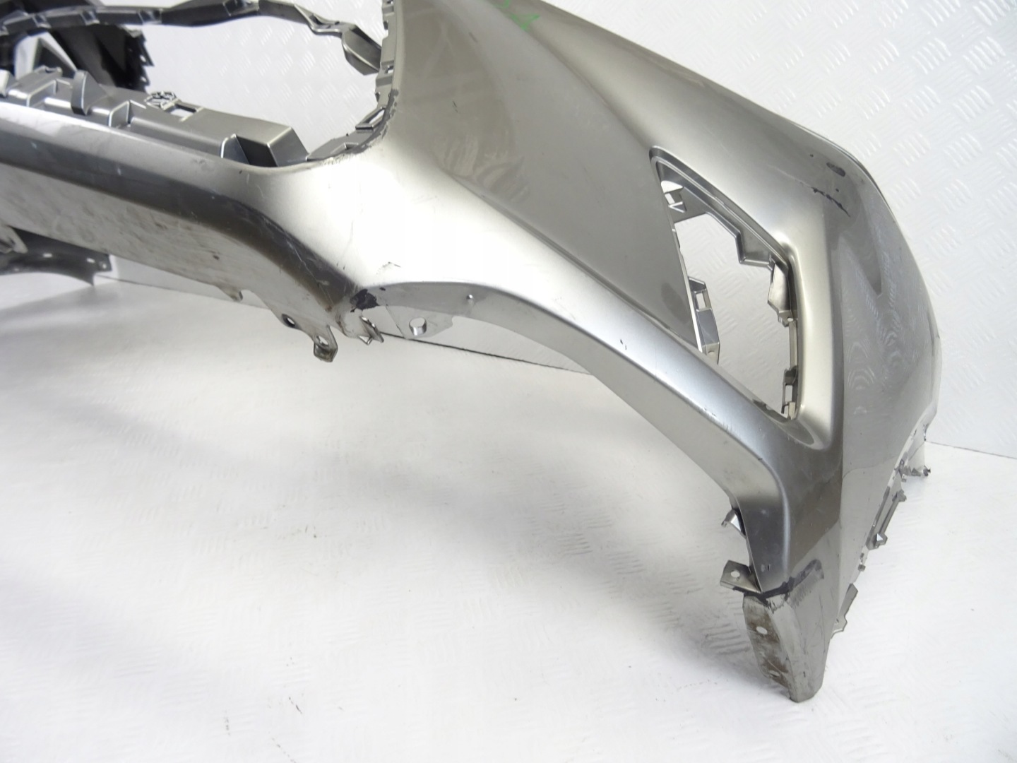 Lexus NX 300H LIFT bumper front front